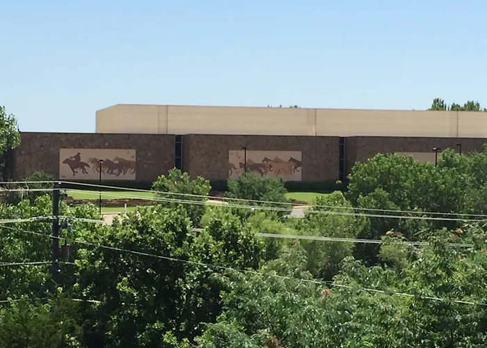 Park Hill Inn And Suites